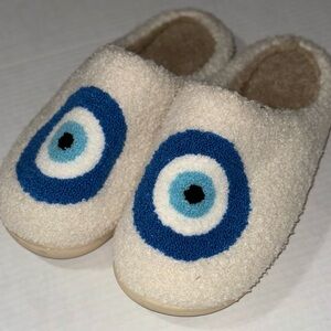 Cozy Evil Eye Cream Slippers